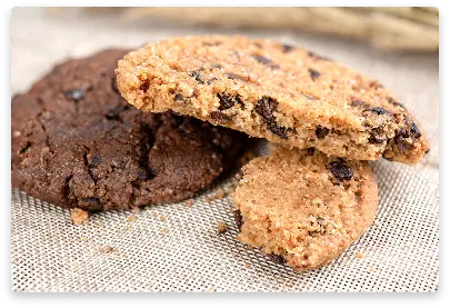 Chewy oatmeal cookies packed with plump raisins and oats