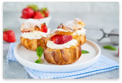 Venetian-style eclair with cream filling and decorative topping
